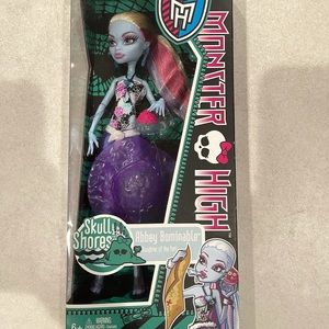 MONSTER HIGH Abbey Bominable